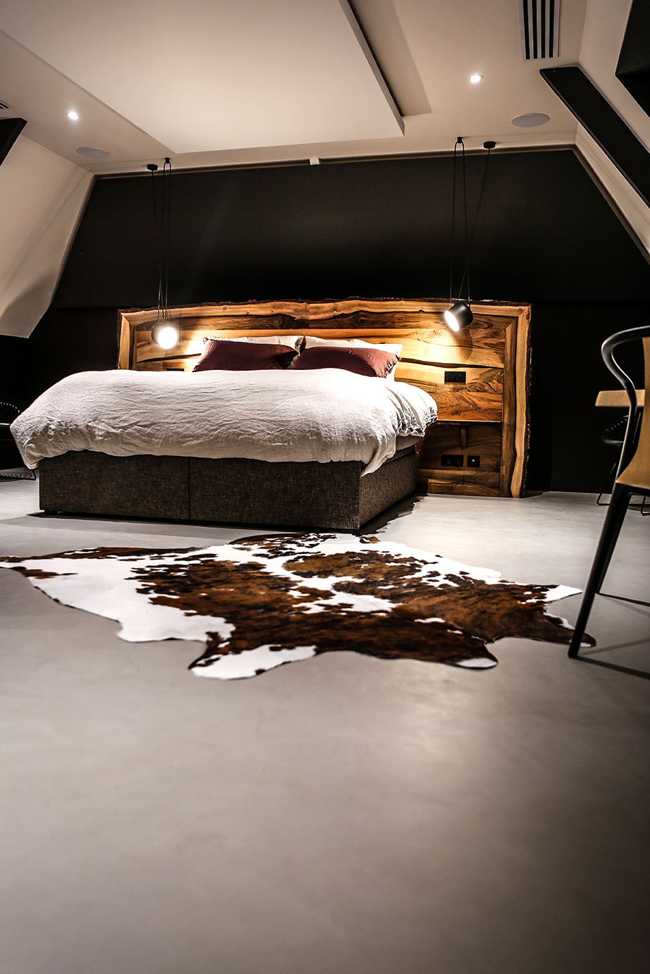 Bleu-Beton-cire-chambre-sol-01